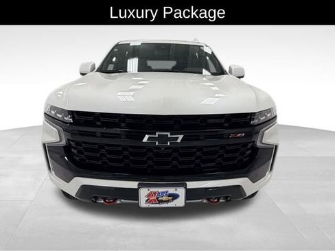 Certified 2023 Chevrolet Tahoe Z71 w/ Luxury Package image 9
