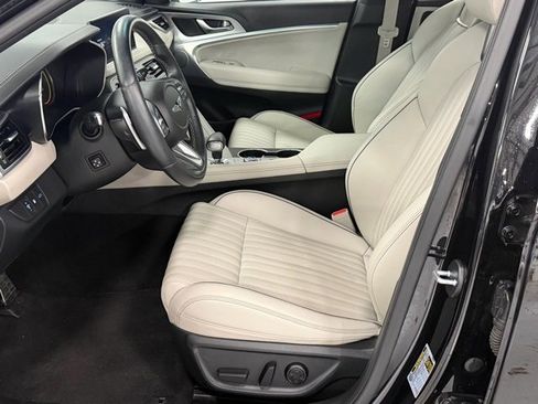 Used 2023 Genesis G70 2.0T w/ Sport Prestige Package image 11