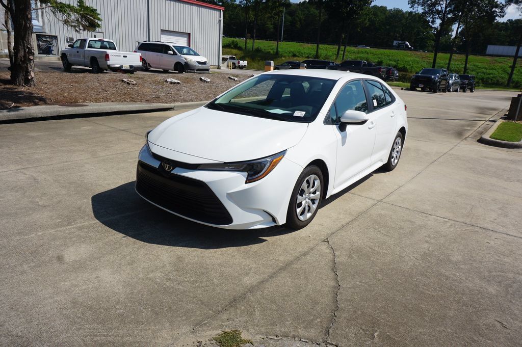 Used 2023 Toyota Corolla LE FWD image 24
