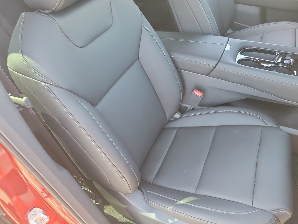 New 2026 Nissan Murano SV AWD/4WD image 13