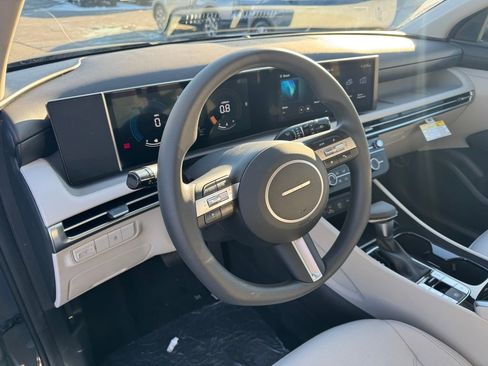 New 2026 Hyundai Tucson SE AWD/4WD image 17