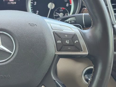 Used 2013 Mercedes-Benz GL 450 4MATIC image 29