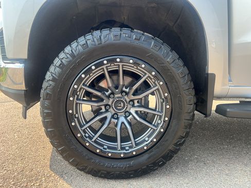 Used 2020 Chevrolet Silverado 1500 LT w/ All-Star Edition AWD/4WD image 25