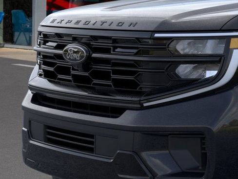 New 2026 Ford Expedition Platinum w/ Stealth Appearance Package AWD/4WD image 17