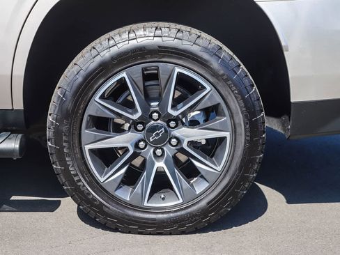 Used 2021 Chevrolet Tahoe Z71 AWD/4WD image 12