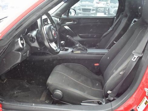 Used 2017 FIAT 124 Spider Classica image 13