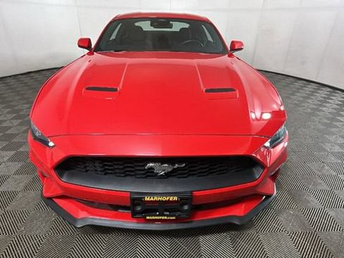 Used 2022 Ford Mustang Coupe RWD image 8
