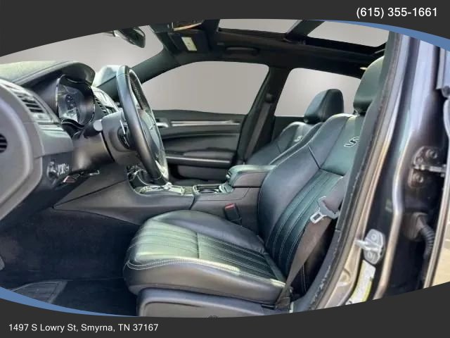 Used 2018 Chrysler 300 S w/ 300S Premium Group AWD/4WD image 9