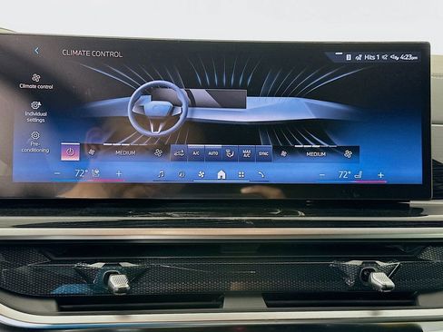 New 2026 BMW X5 sDrive40i image 14