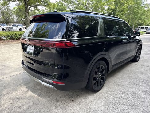 Used 2024 Kia Carnival SX Prestige FWD image 7