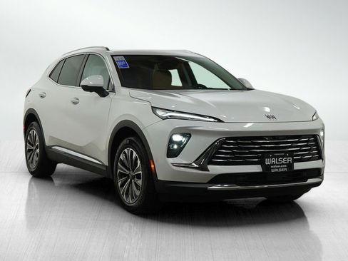 Used 2024 Buick Envision Preferred image 7