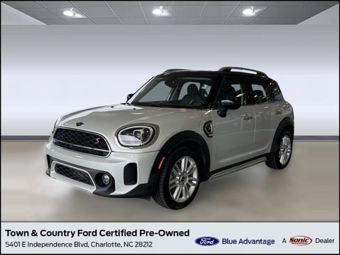 Used 2023 MINI Cooper Countryman S FWD image 1