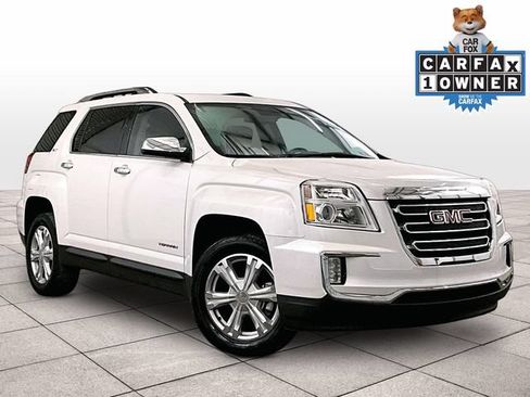 Used 2017 GMC Terrain SLT w/ Driver Alert Package I AWD/4WD image 2