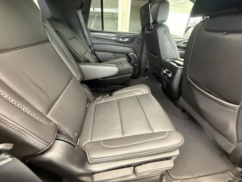 Used 2021 GMC Yukon Denali AWD/4WD image 16