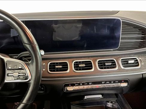 Used 2022 Mercedes-Benz GLE 350 4MATIC w/ Premium Package image 5