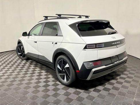 New 2025 Hyundai Ioniq 5 SEL image 12