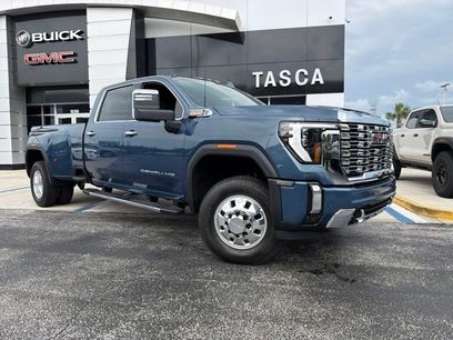 New 2026 GMC Sierra 3500 Denali w/ Denali Reserve Package
