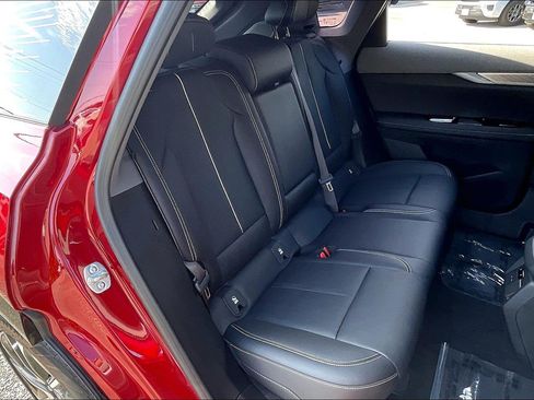Used 2025 Cadillac Optiq Sport 2 w/ LPO, Floor Liner Package AWD/4WD image 26