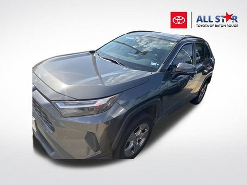 Used 2022 Toyota RAV4 XLE AWD/4WD image 1