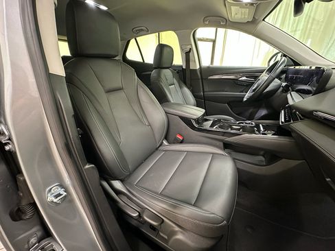 Used 2025 Buick Envision Preferred AWD/4WD image 16