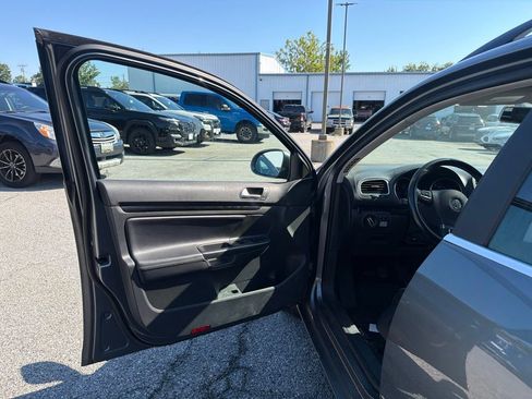 Used 2014 Volkswagen Jetta TDI FWD image 13