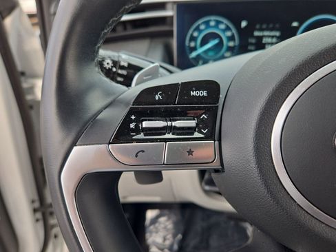 Used 2024 Hyundai Tucson Limited image 15