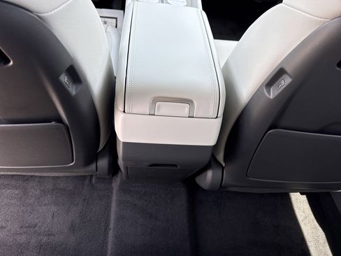 New 2026 Hyundai Santa Fe Limited FWD image 17