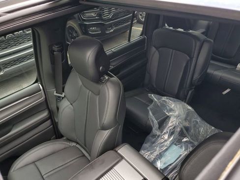 New 2026 Jeep Grand Wagoneer Limited image 36