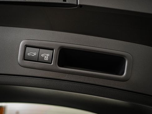 New 2025 Lexus UX 300h 300h Premium image 17