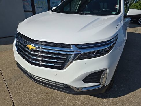 Used 2023 Chevrolet Equinox Premier AWD/4WD image 16