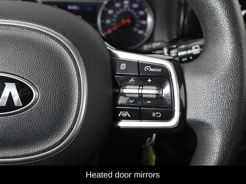 Used 2021 Kia Sorento LX image 10