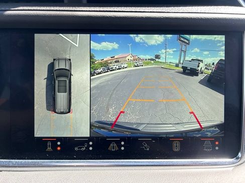 Used 2024 GMC Yukon Denali w/ Denali Reserve Package AWD/4WD image 33