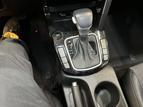 Certified 2024 Kia Seltos S image 23