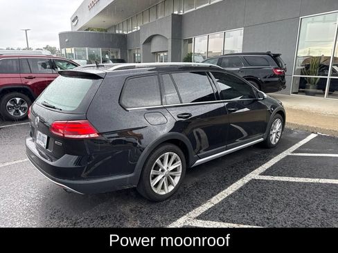 Used 2019 Volkswagen Golf Alltrack SE AWD/4WD image 3