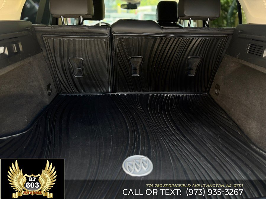 Used 2023 Buick Envision Essence FWD image 7