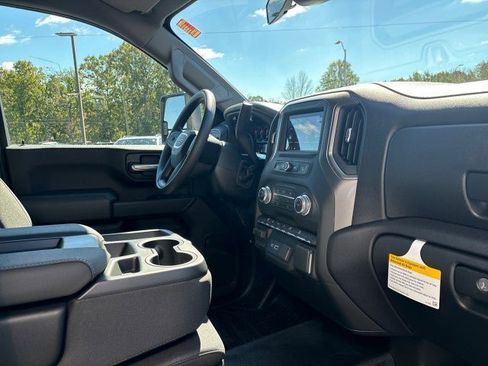 New 2026 GMC Sierra 2500 Pro image 44