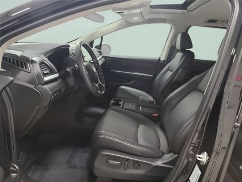 Used 2025 Honda Odyssey EX-L image 18