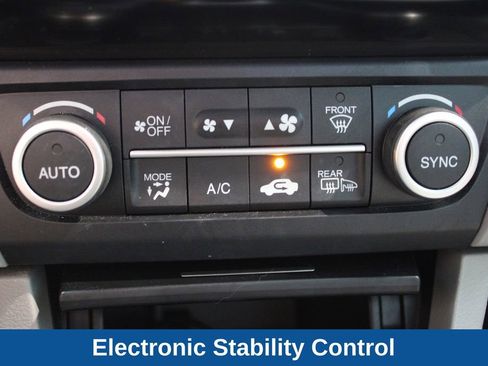 Used 2018 Acura ILX FWD image 8