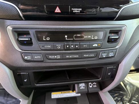 Used 2022 Honda Pilot Special Edition image 27