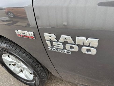 Used 2021 RAM 1500 Classic SLT AWD/4WD image 47
