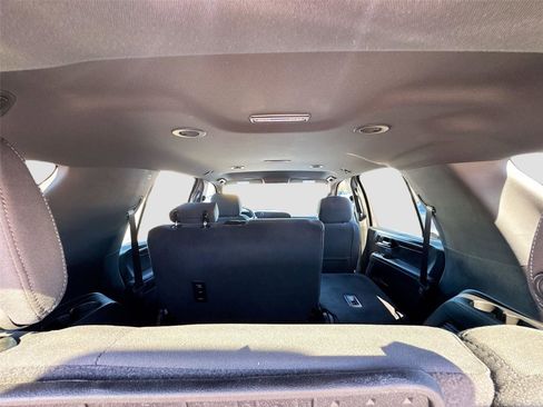 Used 2025 Chevrolet Tahoe LS image 37