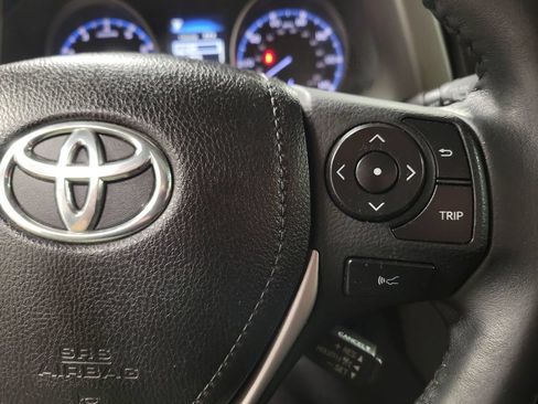 Used 2018 Toyota RAV4 XLE AWD/4WD image 23