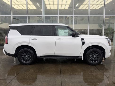 New 2026 Nissan Armada SV image 8