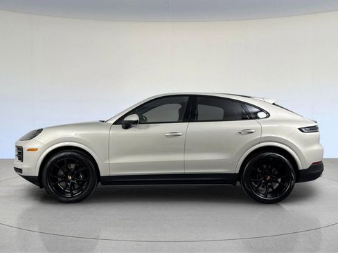 New 2026 Porsche Cayenne Coupe image 2