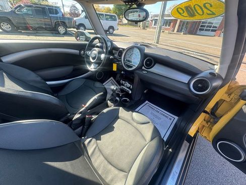 Used 2009 MINI Cooper S FWD image 25