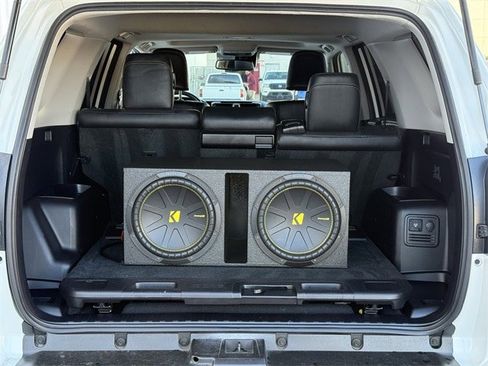 Used 2020 Toyota 4Runner Limited image 33