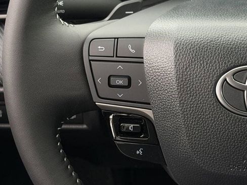 New 2026 Toyota Camry SE image 14