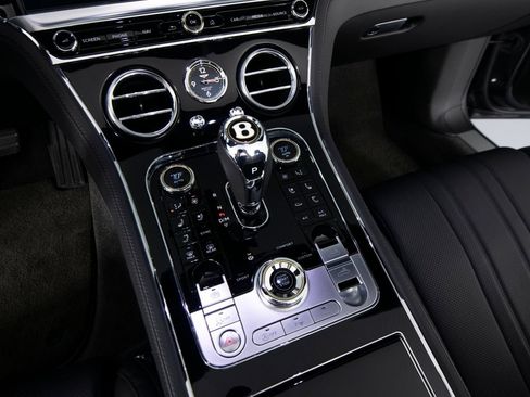 Used 2020 Bentley Continental GT AWD/4WD image 25