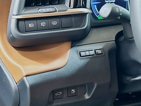 New 2026 Toyota Crown Signia AWD/4WD image 10