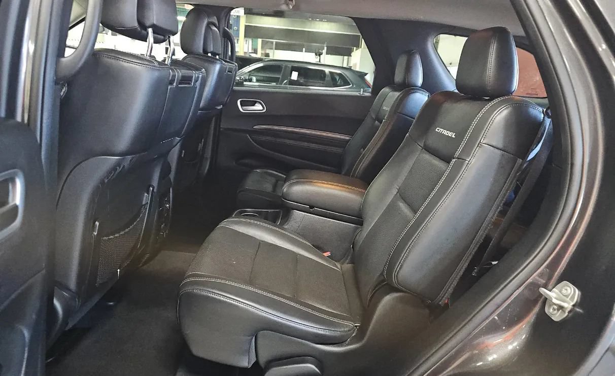 Used 2018 Dodge Durango Citadel w/ Technology Group AWD/4WD image 6